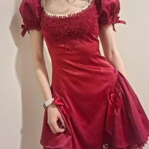 Dolls Kill Sugar Thrillz Very Merry Mini Dress Red Satin Lace Puff Sleeve Size L